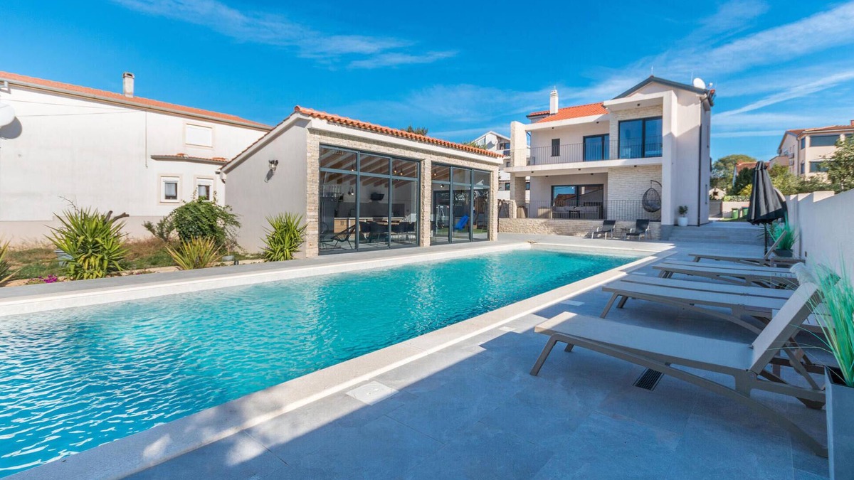 Biograd na Moru House | Cozy home in Biograd na Moru with sauna
