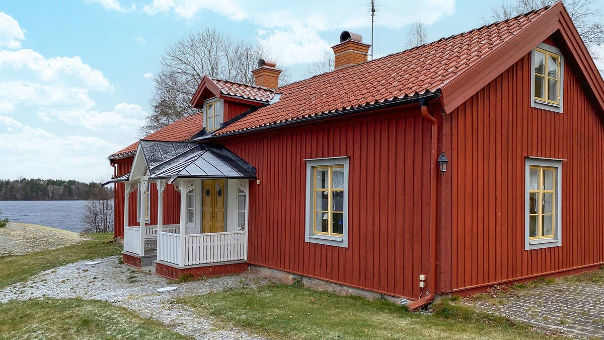 Malexander House | Cozy home in Boxholm with lake view