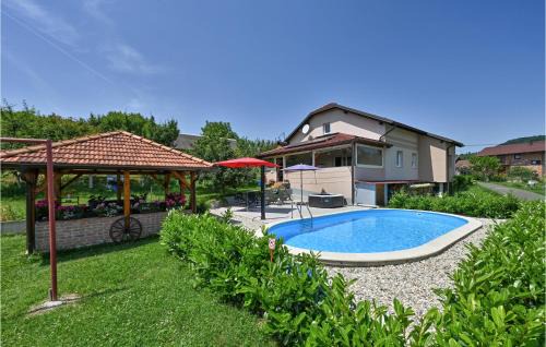 Breznicki Hum House | Cozy Home In Breznicki Hum