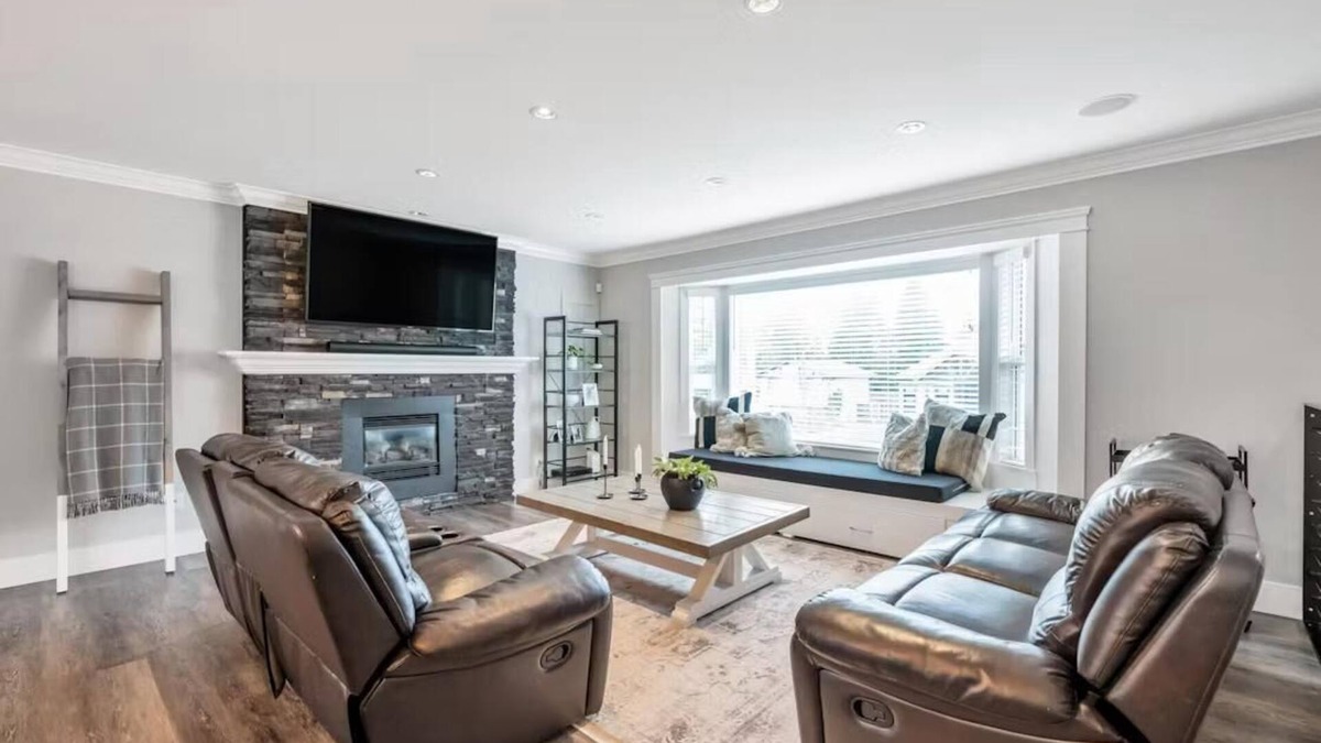 Langley House | Cozy home in Brookswood