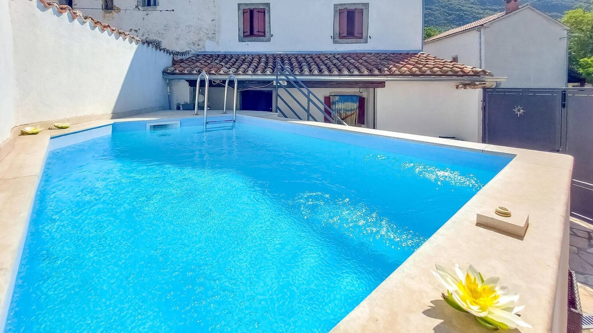 Lanisce House | Cozy home in Buzet with WiFi