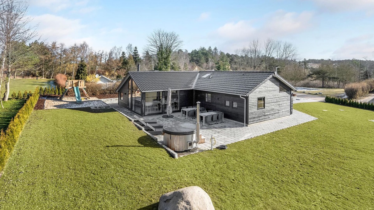 Egsmark Strand House | Cozy home in Ebeltoft with sauna