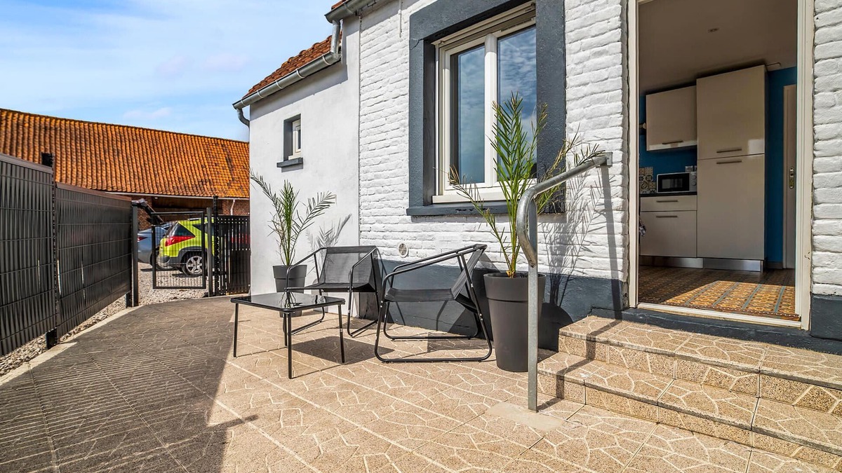 Eperlecques House | Cozy home in EPERLECQUES with WiFi