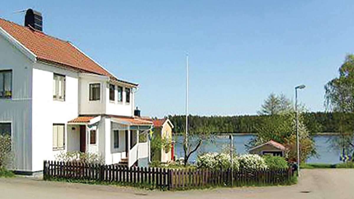 Grimstorp House | Cozy home in Grimstorp with lake view