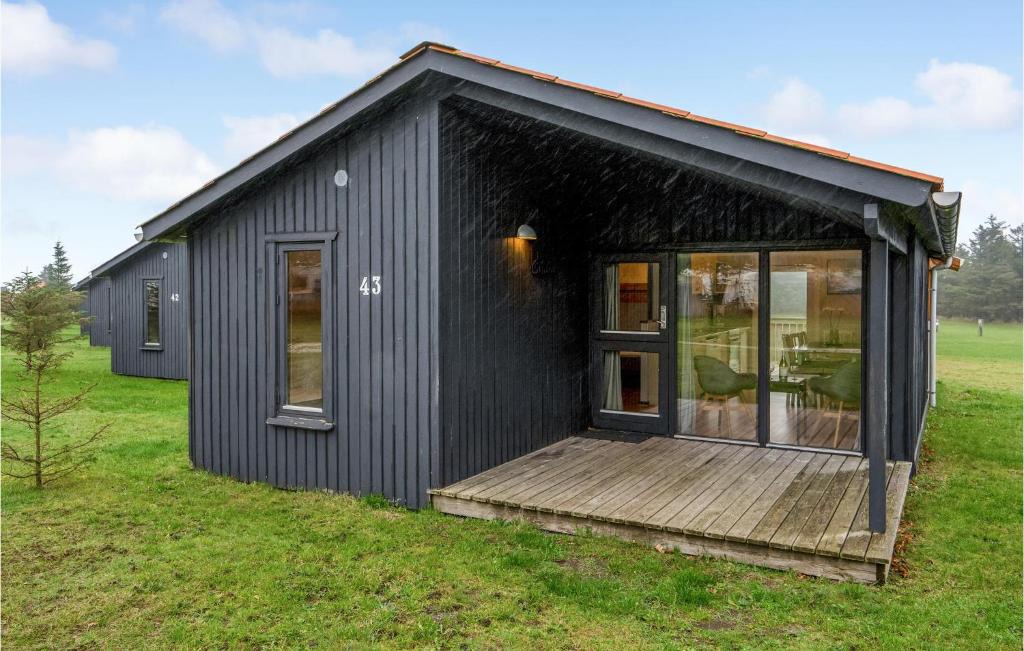 Hanstholm House | Cozy Home In Hanstholm With Kitchen