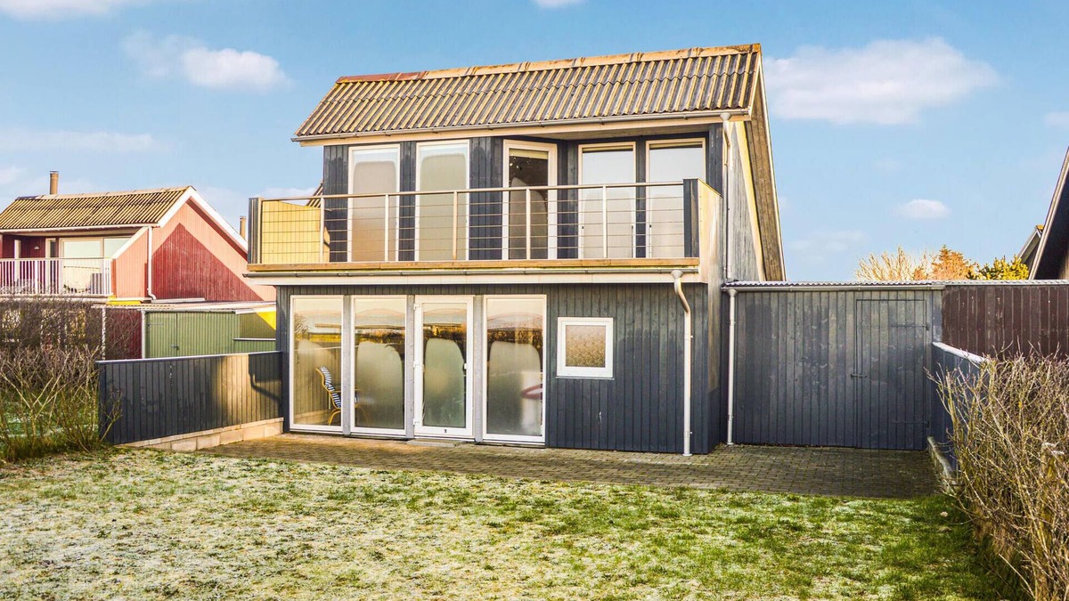 Bork Havn House | Cozy home in Hemmet with house sea view