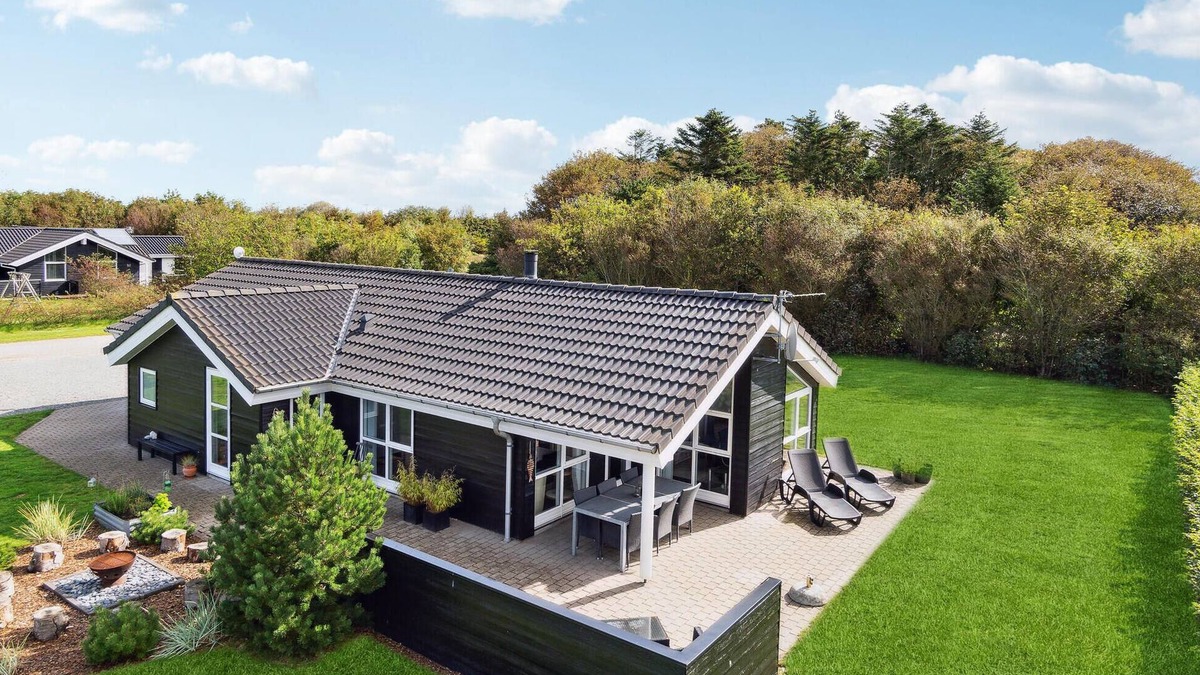 Falen House | Cozy home in Hemmet with sauna