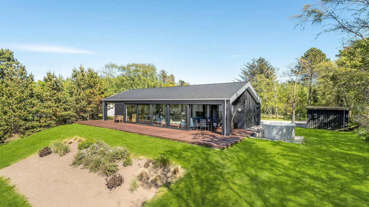 Hojslev House | Cozy home in Højslev with WiFi