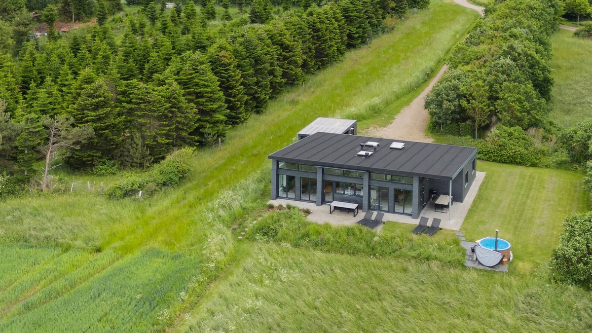 Kalundborg House | Cozy home in Kalundborg with kitchen
