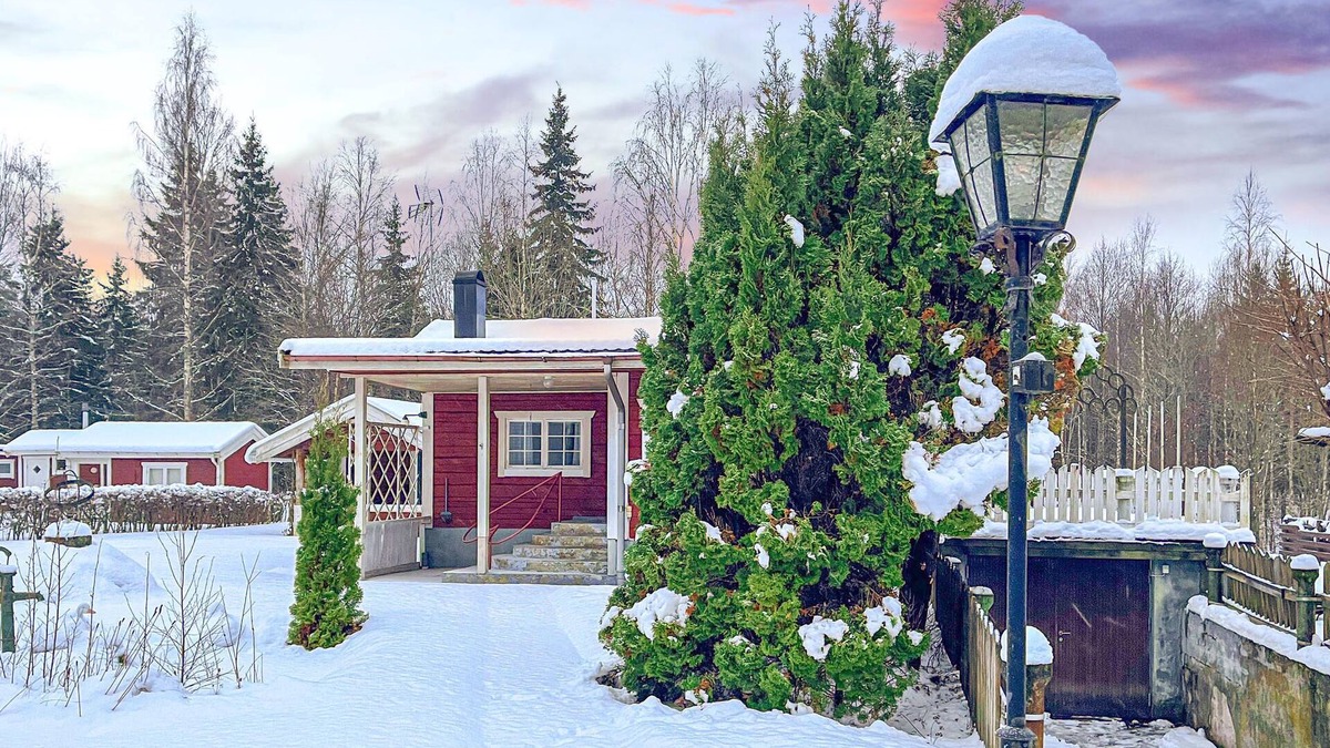 Katrineholm House | Cozy home in Katrineholm with sauna