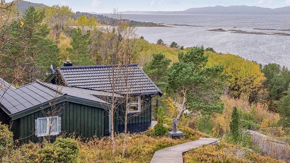 Hemne House | Cozy home in Kjørsvikbugen with WiFi