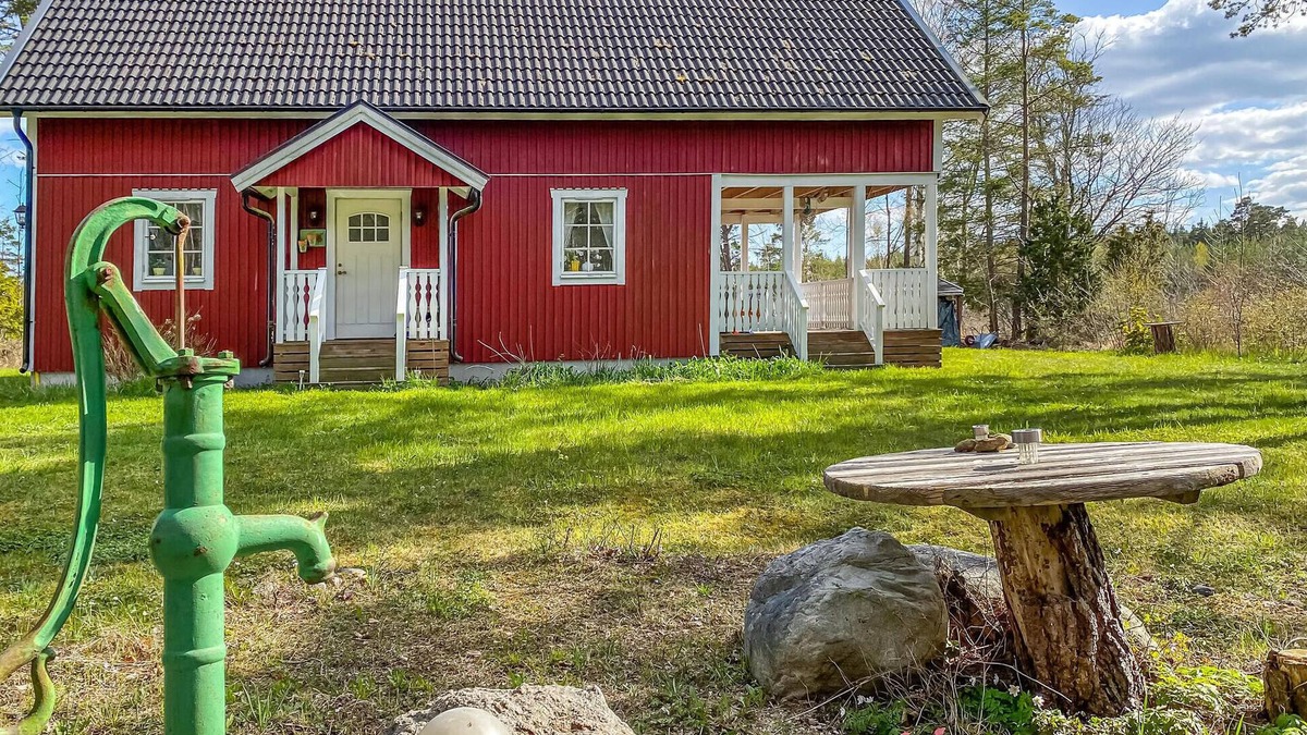 Klintehamn House | Cozy home in Klintehamn with WiFi