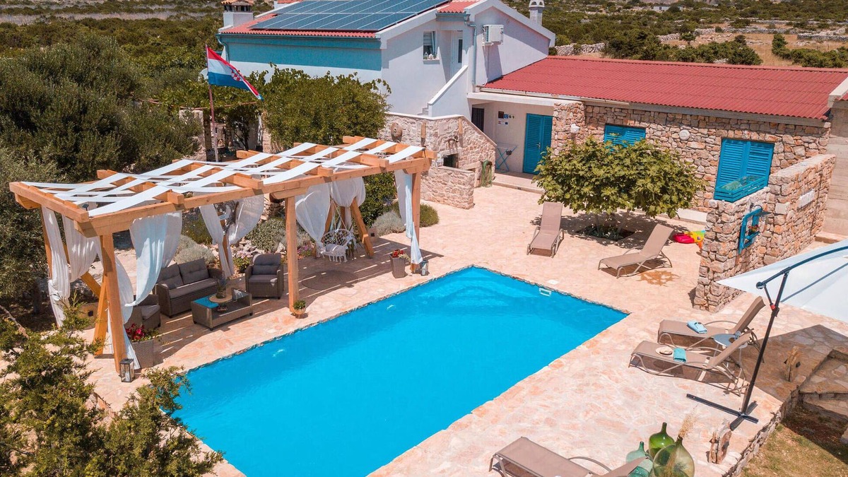 Kosljun House | Cozy home in Kosljun with WiFi