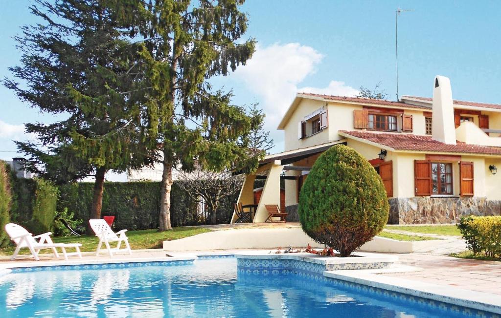 El Serrat de l'Ametlla House | Cozy Home In L'ametlla Del Valles