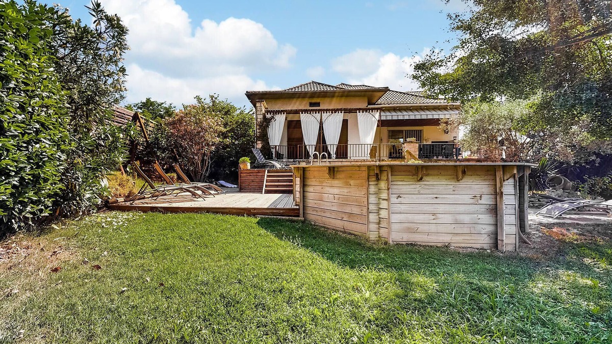 Lamotte-du-Rhone House | Cozy home in Lamotte Du Rhone