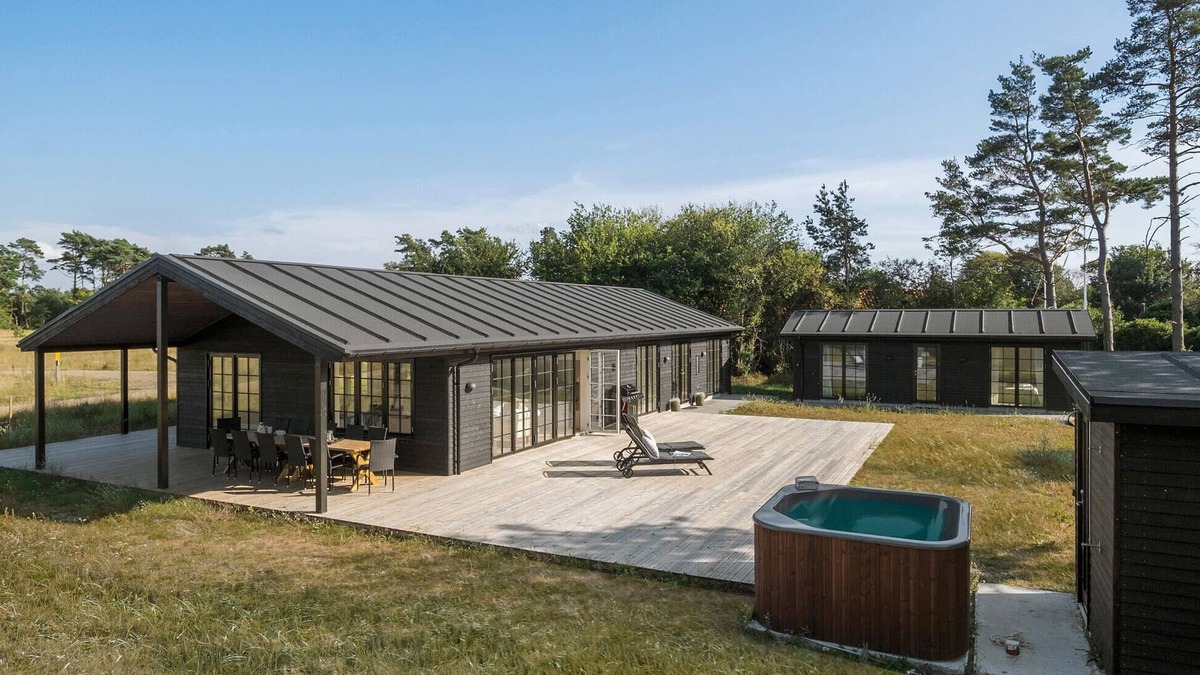 Asserbo House | Cozy home in Liseleje with sauna
