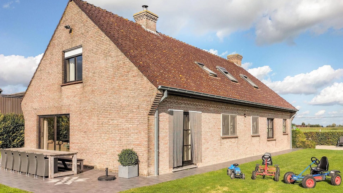 Reninge House | Cozy home in Lo-Reninge with WiFi