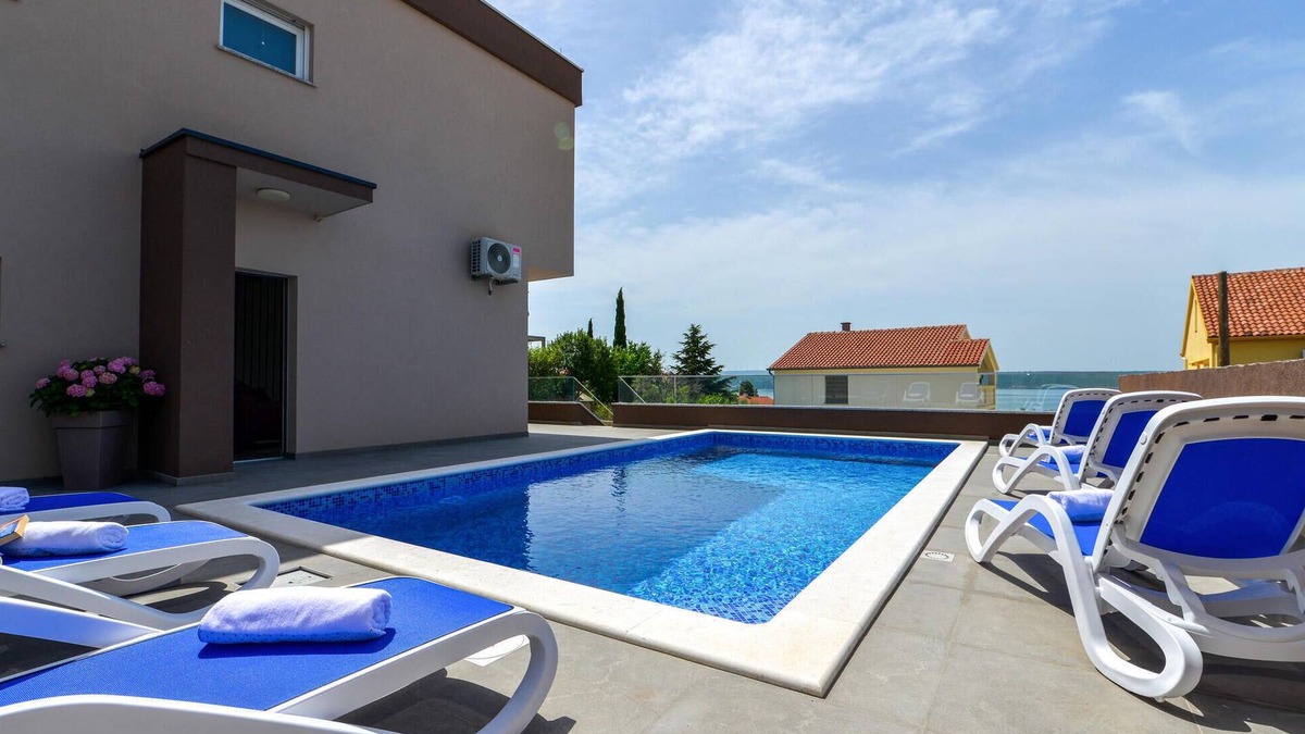 Maslenica House | Cozy home in Maslenica with WiFi