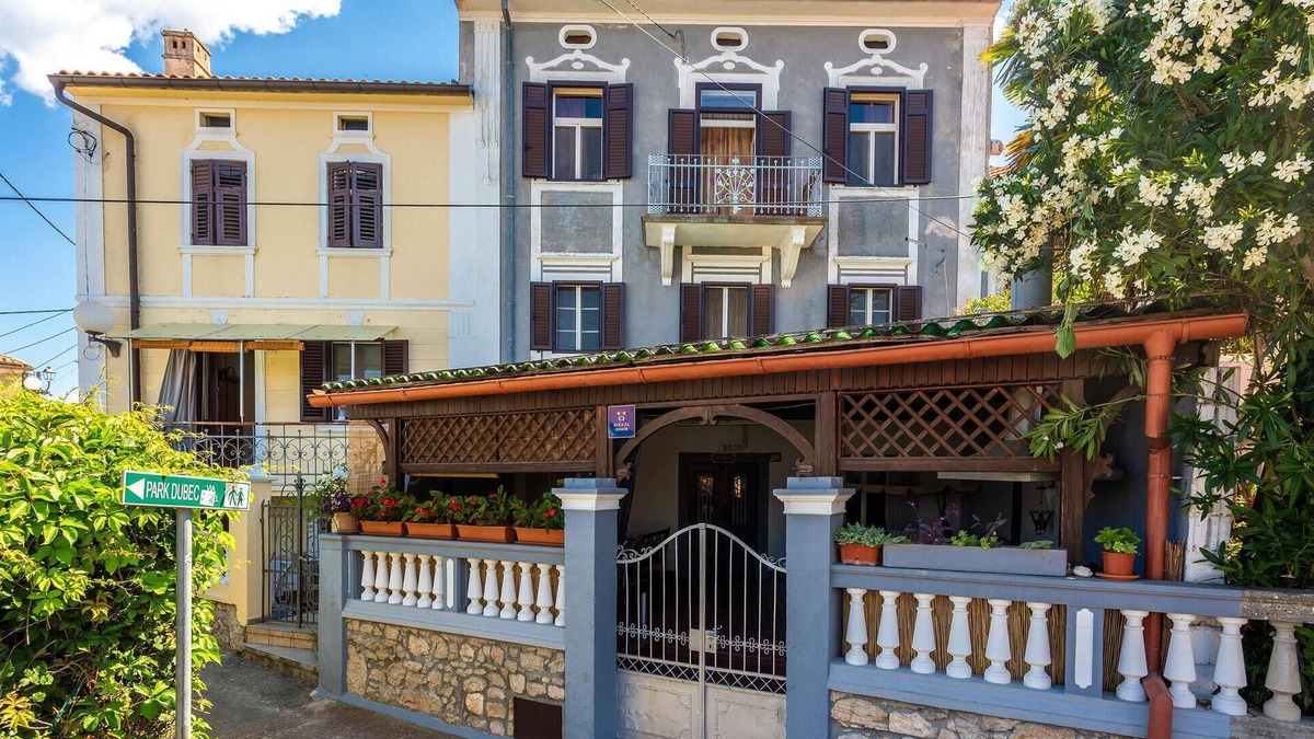 Municipality of Omisalj House | Cozy home in Omisalj with kitchen