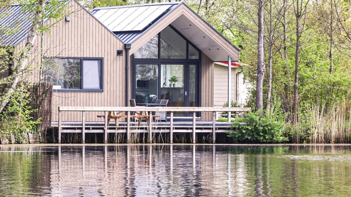 Oosterwolde House | Cozy home in Oosterwolde with sauna