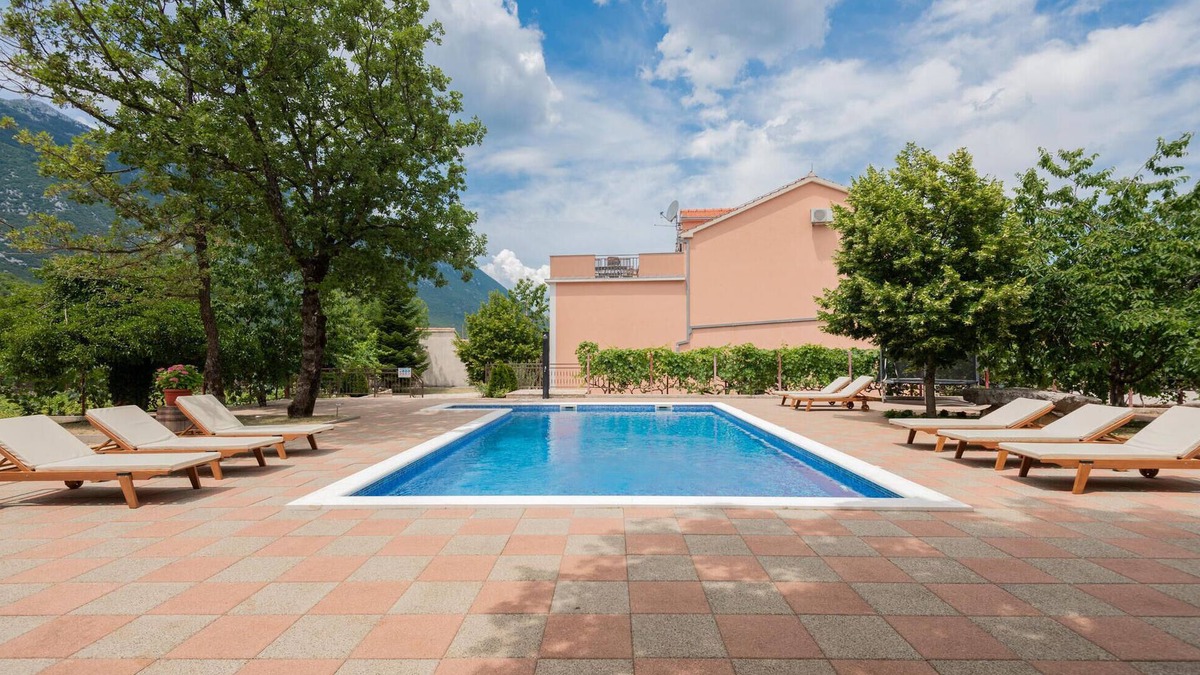 Rastovac House | Cozy home in Rastovac with WiFi