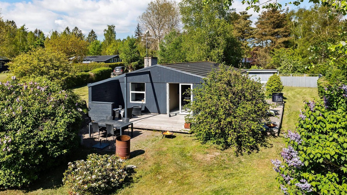 Ronde House | Cozy home in Rønde with WiFi