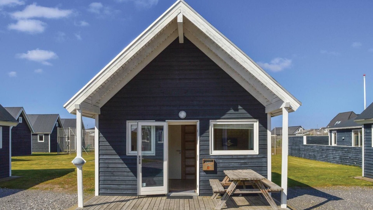 Thyboron House | Cozy home in Thyborøn with WiFi