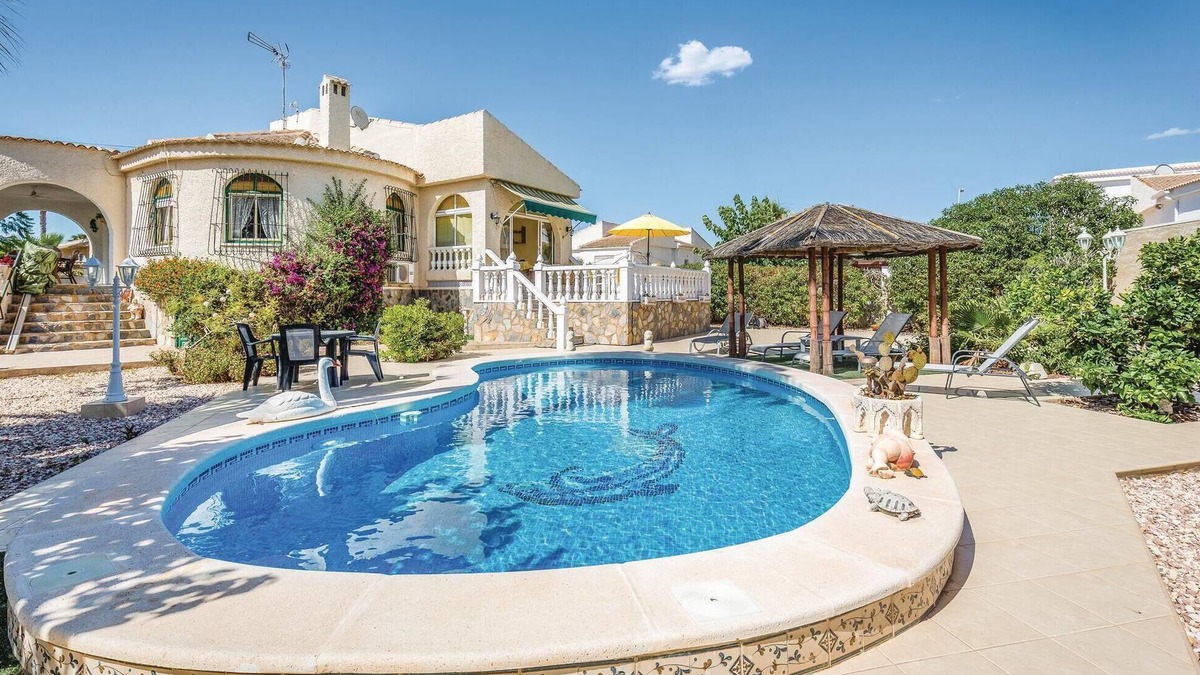 El Chaparral House | Cozy home in Torrevieja