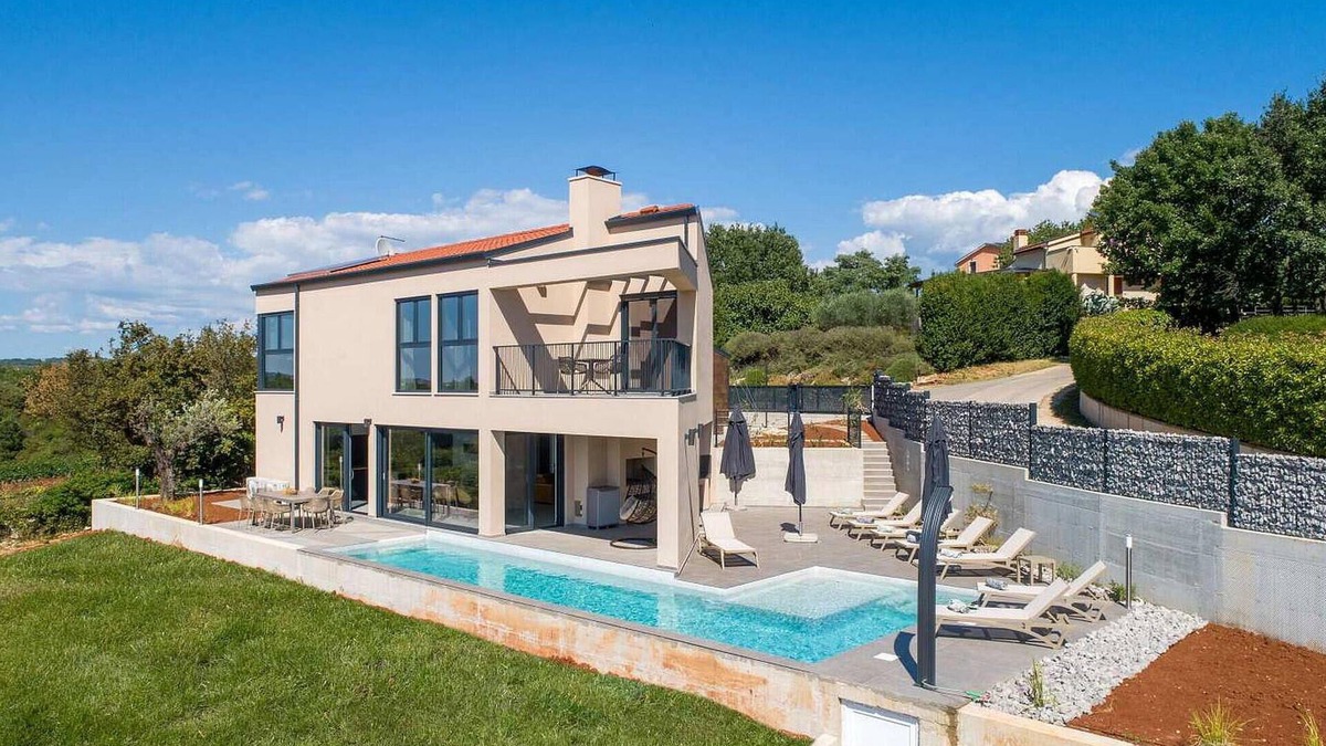Bacva House | Cozy home in Visnjan with WiFi
