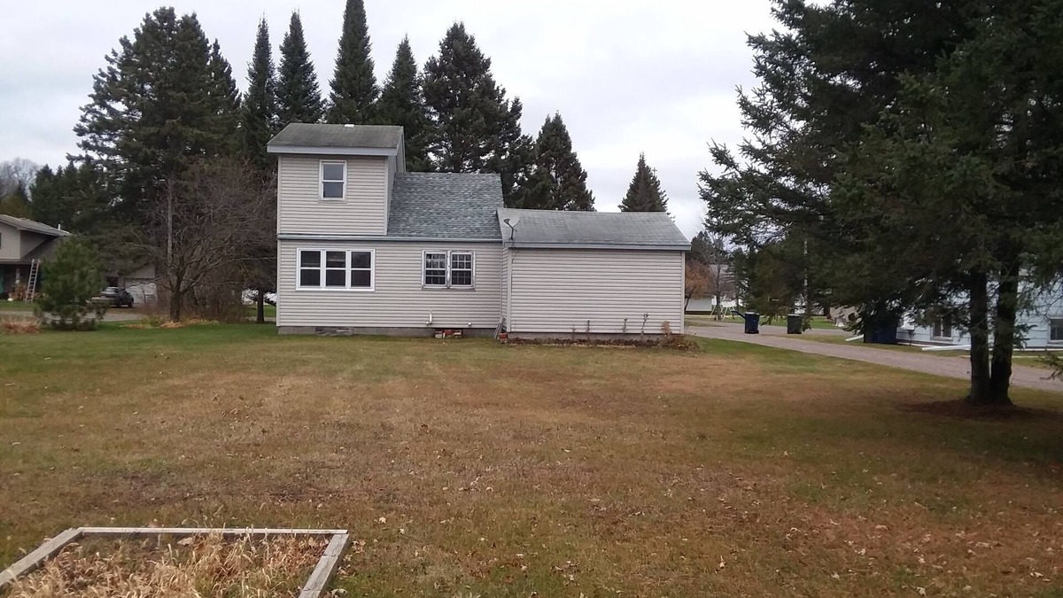 Butternut House | Cozy home in Wisconsin's recreational northwoods.