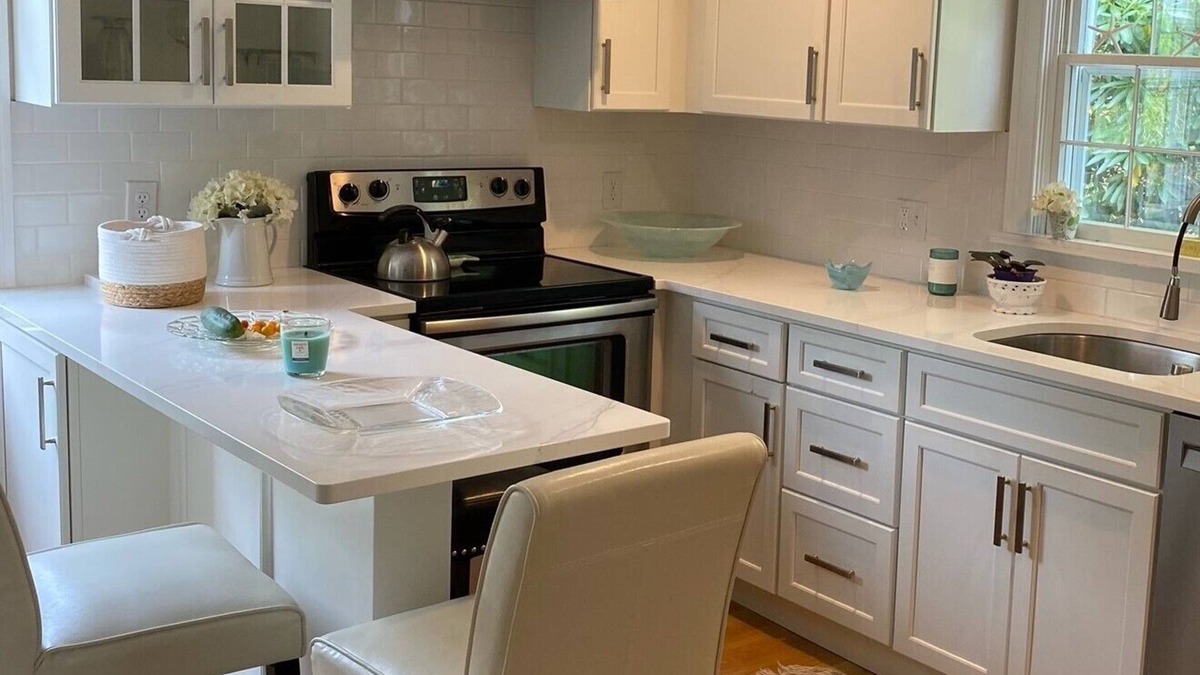 Sandwich House | Cozy home, less than a mile to Town Neck Beach, near canal, shops, & dining
