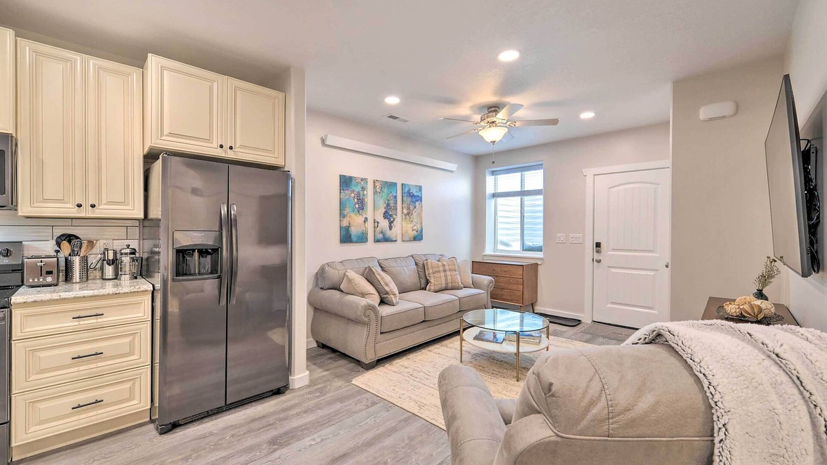 Etna Apartment | Cozy Home: Mtn Views, A/c, in Heart of Star Valley