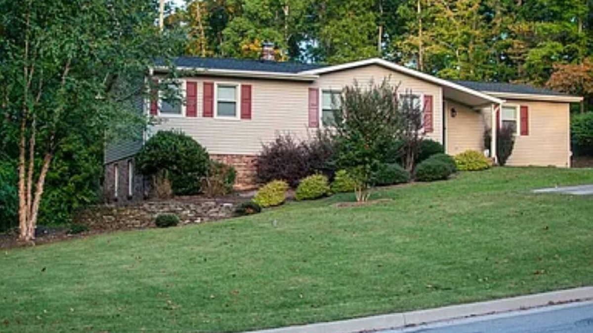 Danville House | Cozy home near golf & casino! in tranquil Danville