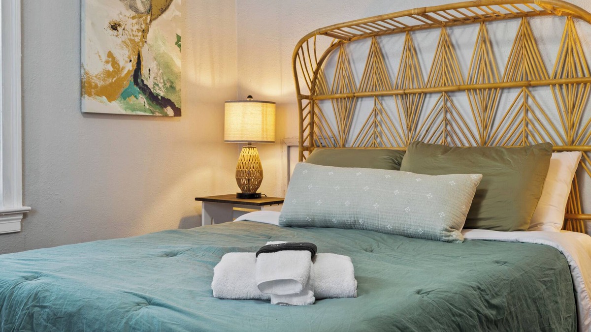 Belmont House | Cozy Home Near Downtown Mall/Belmont