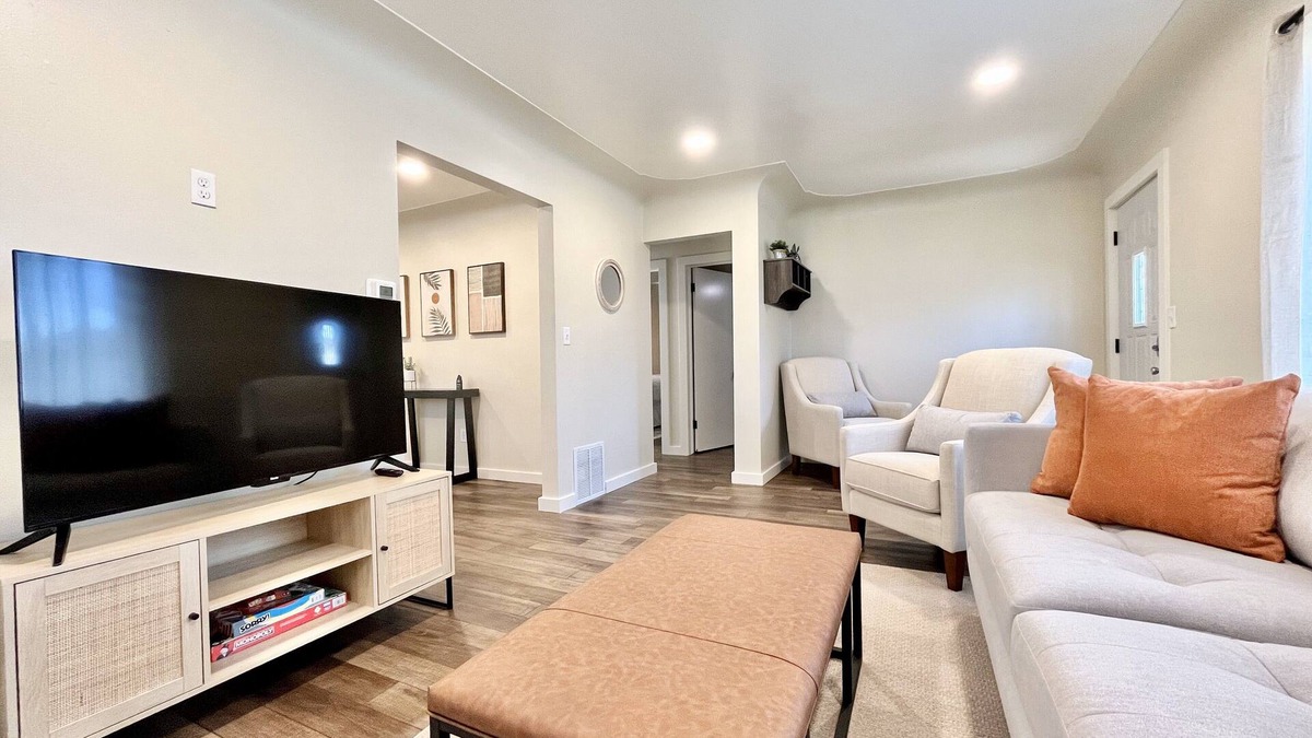 Grand Rapids House | Cozy home. Newly remodeled and easy access to all that Grand Rapids has to offer