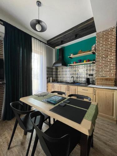 Chugureti Apartment | Cozy home Tbilisi centre