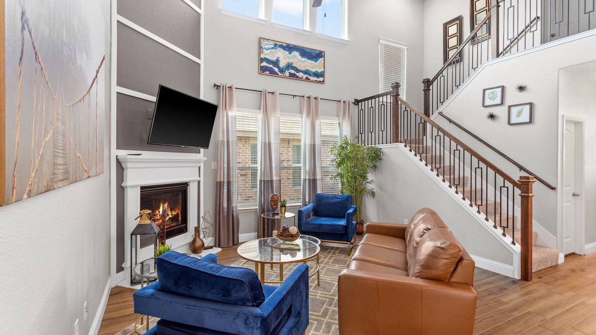 Cross Roads House | Cozy Home w office. Near PGA, Frisco, Lake