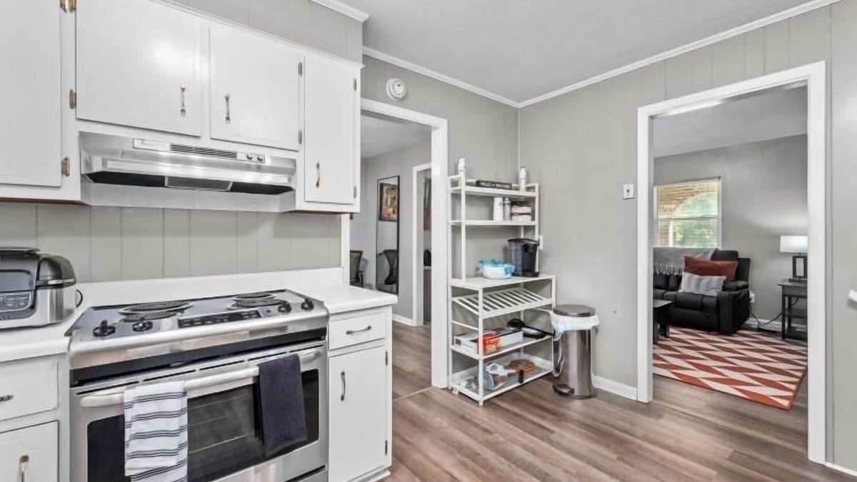 Gracewood House | Cozy Home with everything you need at your finger tips.