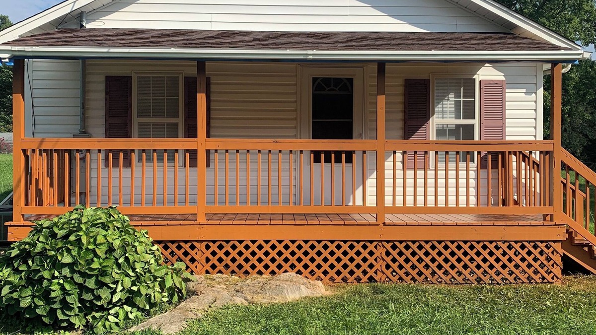 Central Cottage | Cozy Home with over an Acre - November rates reduced!