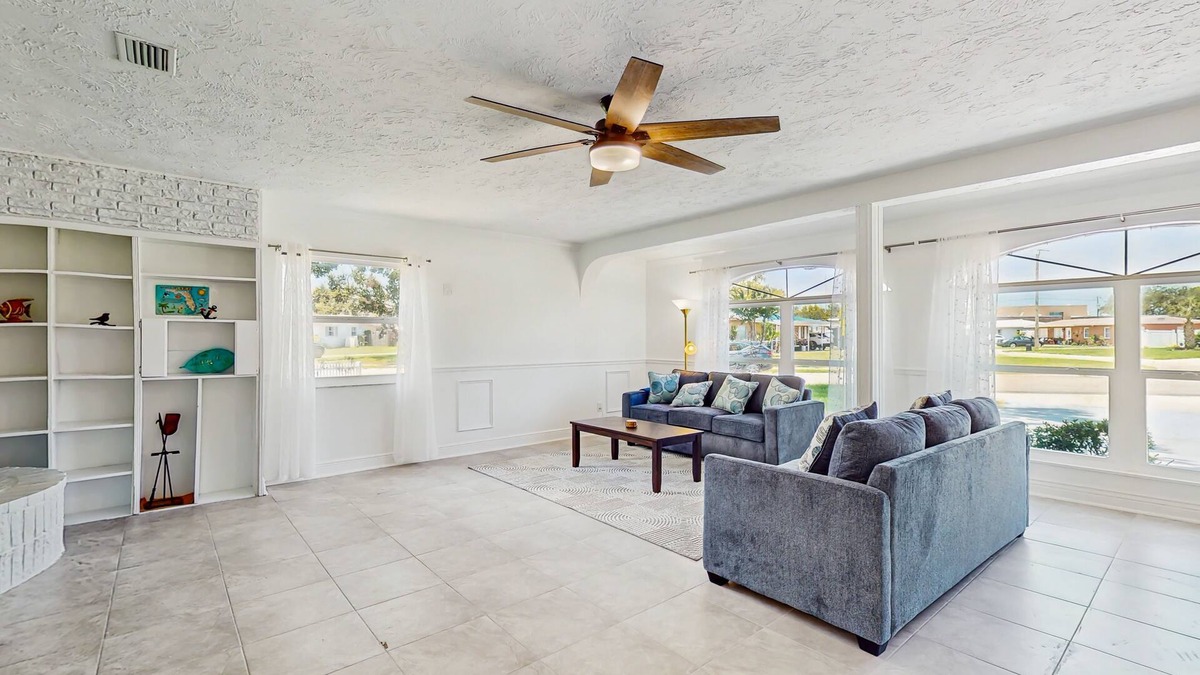 Bradenton House | Cozy home with washer and dryer, internet, and prime location