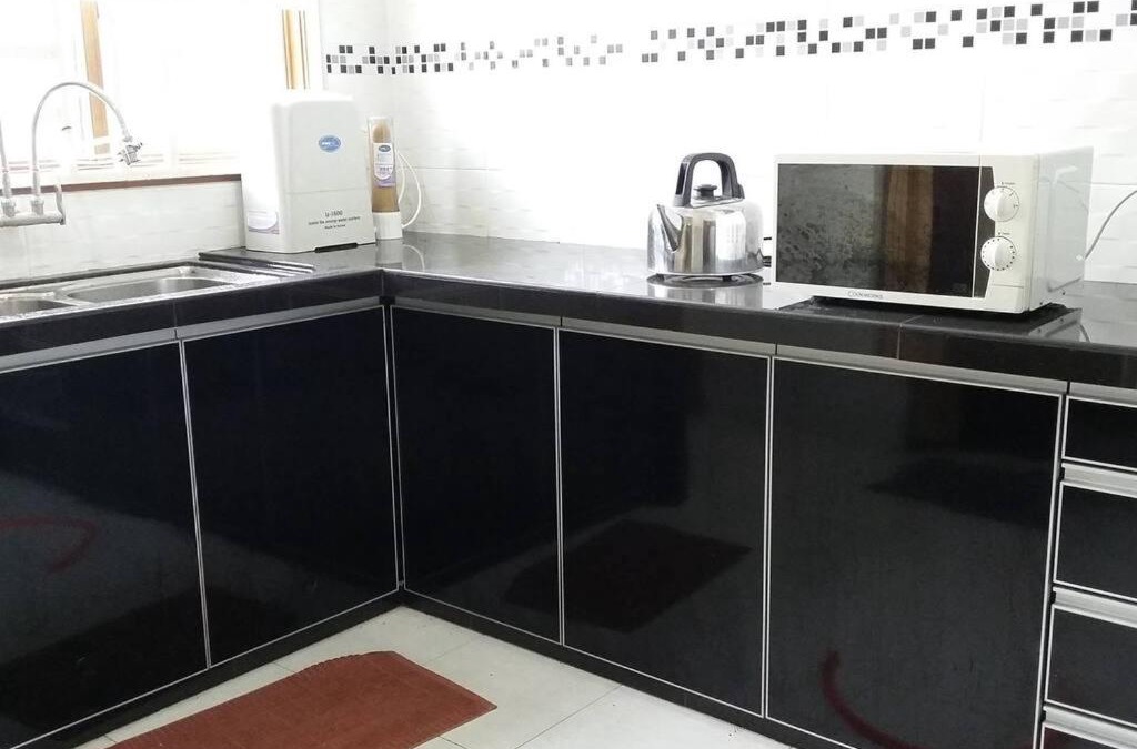 Gajah Mati House | Cozy Homestay in Central Pokok Sena