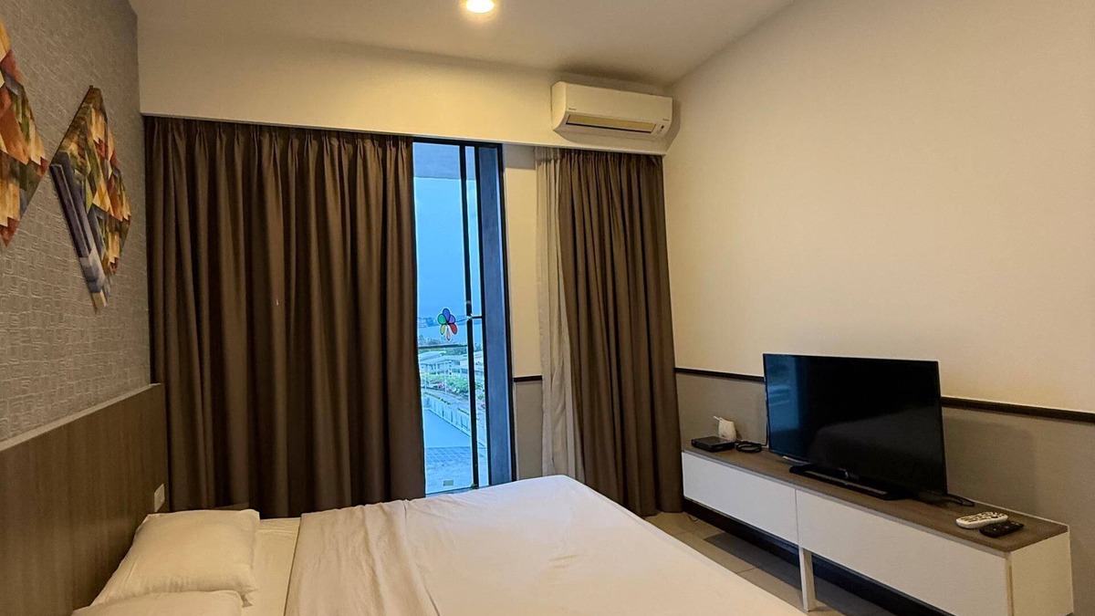 Kampung Bahasa Kapor Hotel | Cozy hotel suite in Port Dickson with Seaview and 2 mins walk to the beach
