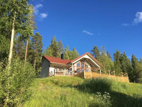 Jarvso Villa | Cozy house in Järvsö with a stunning view