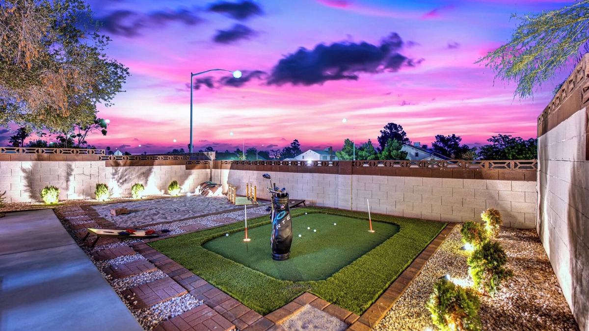 Summerlin House | Cozy House in Las Vegas - 2 Bedrooms
