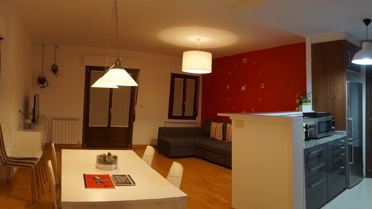 Hecho Condo | Cozy house in Made