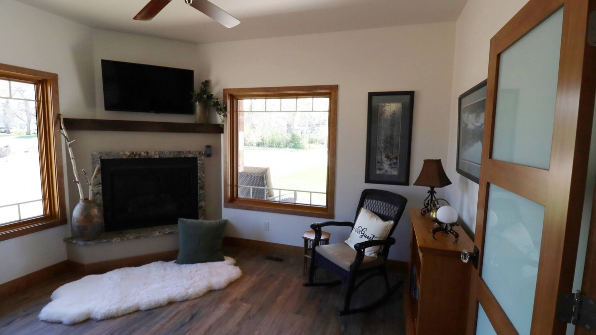 Spearfish House | Cozy house in quiet neighborhood, downtown in walking distance (1510)