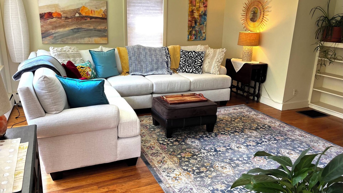 Waterville House | Cozy House in the heart of Waterville Maine.