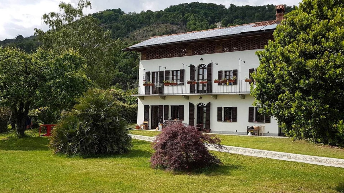 Pertusio House | Cozy house on the hill with beautiful view suitable for groups of people
