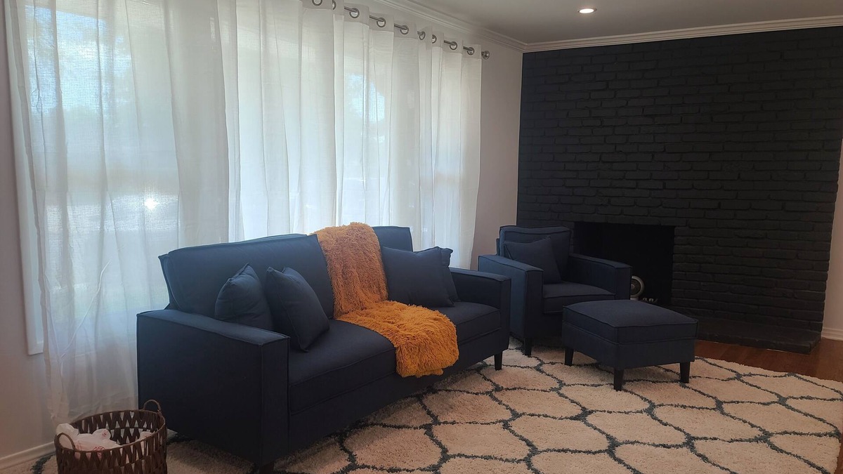 Canoga Park House | Cozy House