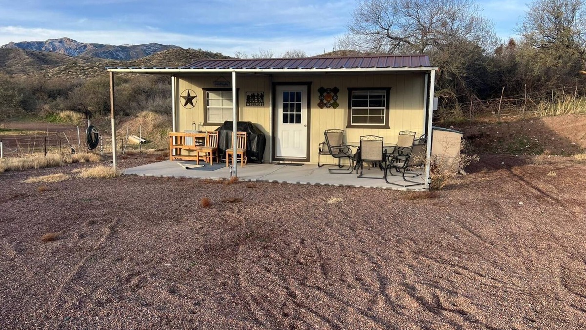 Payson House | Cozy house w/min away from outdoor adventures. Hiking, off roading & more.